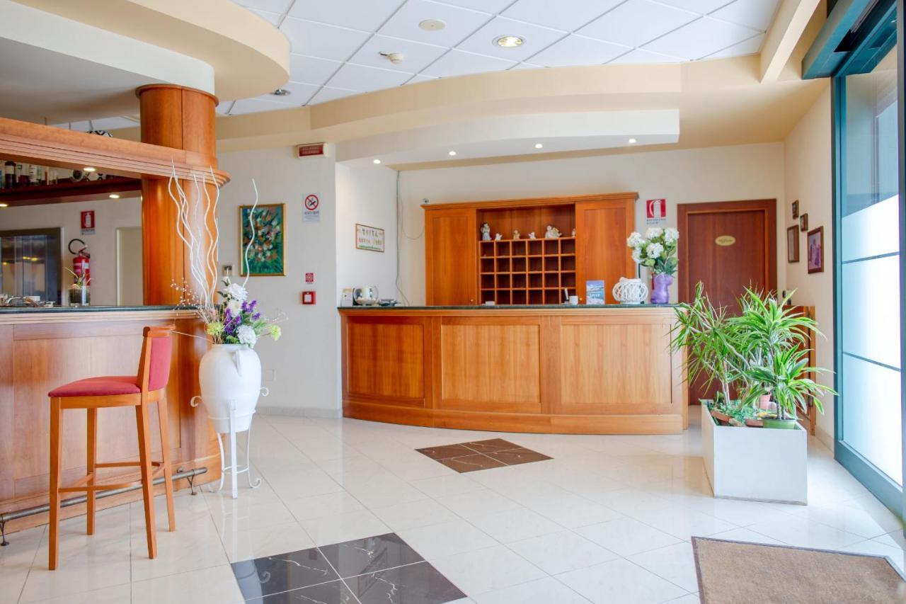 Hotel Costa D'Oro Salve Eksteriør billede